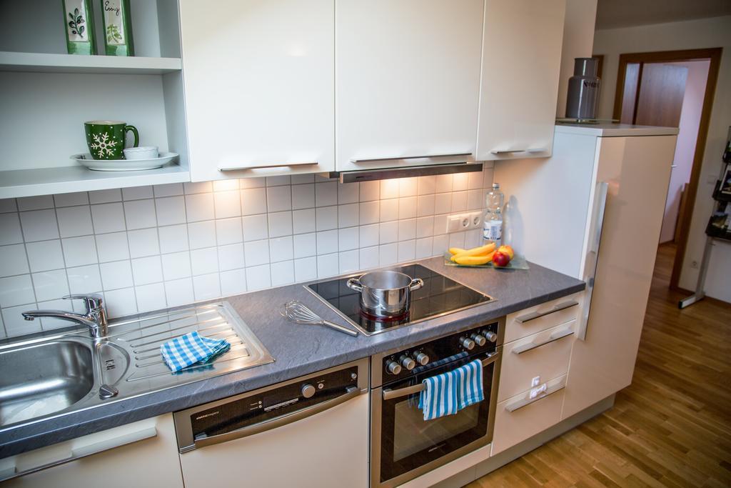 Ferienwohnung Wuestner Schwarzenberg im Bregenzerwald Ruang foto